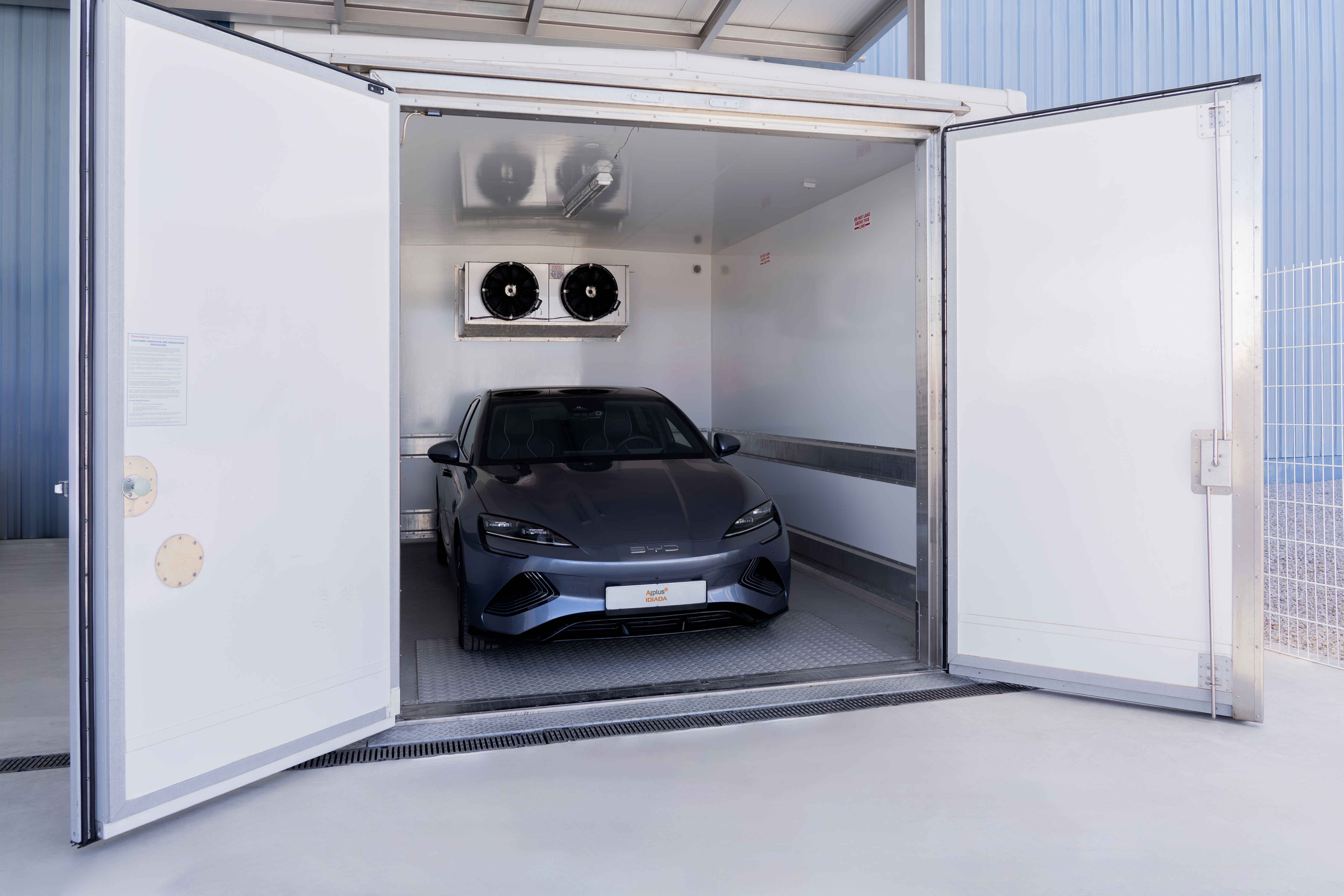 Charging Systems development and testing. our climatic chamber allows us to conduct charging performance tests under specific temperature conditions